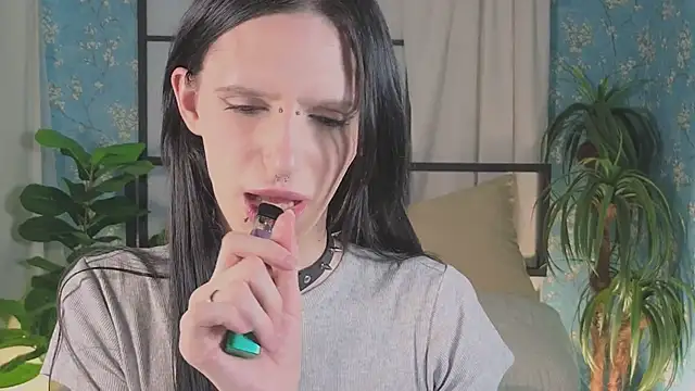 madi snow online show from 04-01-26, 12:17