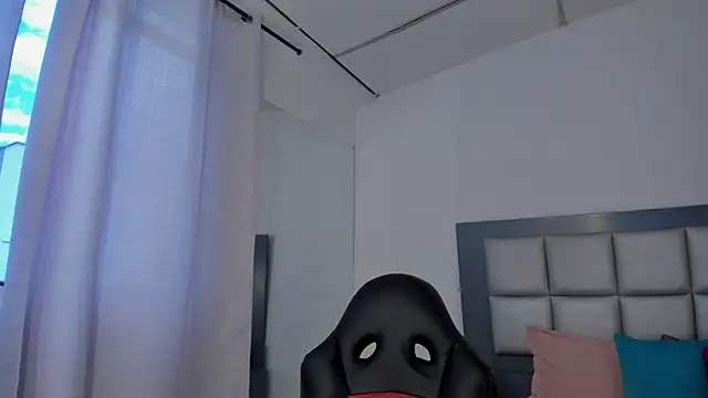 abbysmiths online show from 09-10-25, 05:13