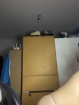 varBia1 online show from 03-28-26, 05:56