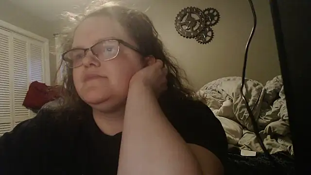 Snapshot of TheMistyPrice chatting on 11-17-25, 12:22 TheMistyPrice online show from 11-17-25, 12:22