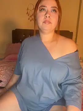 Snapshot of maddy_Bloomm chatting on 03-05-26, 07:54 maddy Bloomm online show from 03-05-26, 07:54