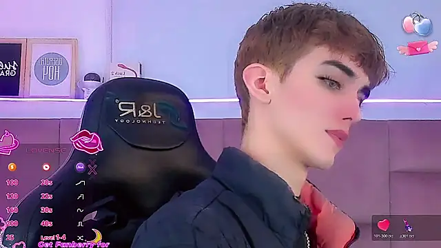 Snapshot of Baby_FenixTS chatting on 02-12-26, 07:47 Baby FenixTS online show from 02-12-26, 07:47