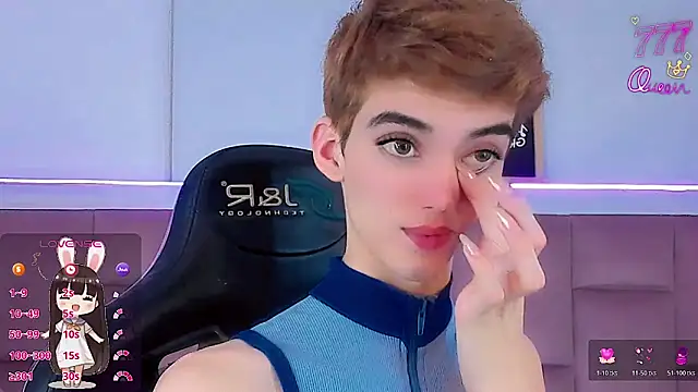 Snapshot of Baby_FenixTS chatting on 02-18-26, 09:00 Baby FenixTS online show from 02-18-26, 09:00