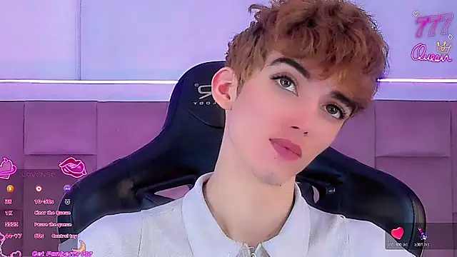 Snapshot of Baby_FenixTS chatting on 03-19-26, 08:18 Baby FenixTS online show from 03-19-26, 08:18