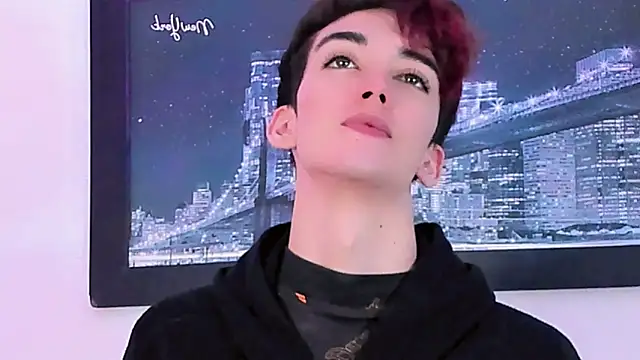 Baby FenixTS online show from 06-19-26, 10:02