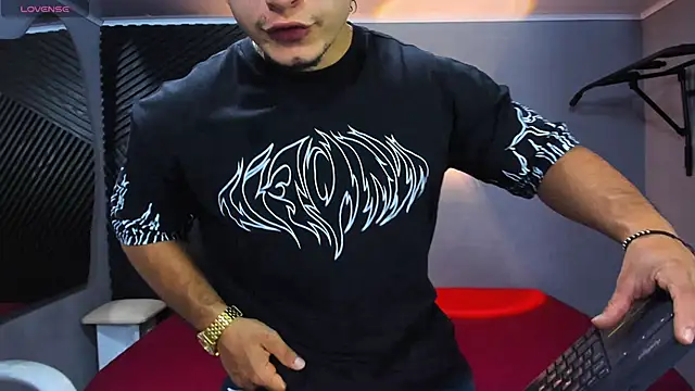 Horny nick18 online show from 05-07-26, 01:49