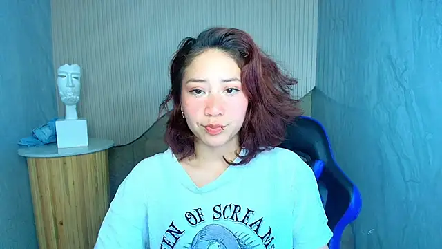 valentina r  online show from 10-11-25, 03:17