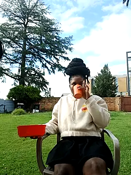 SweetHoney21  online show from 03-08-26, 02:21