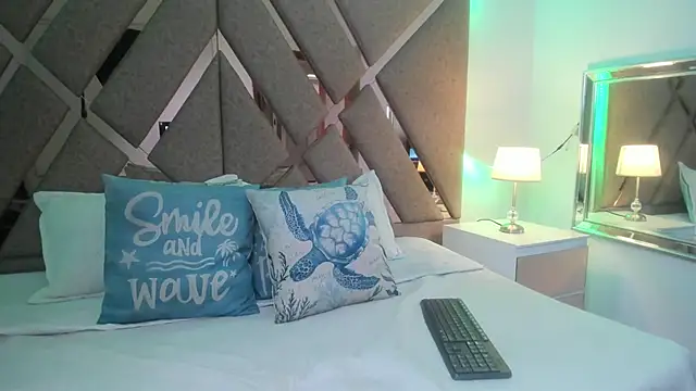 Snapshot of BelhaLawuo chatting on 11-05-25, 08:42 BelhaLawuo online show from 11-05-25, 08:42