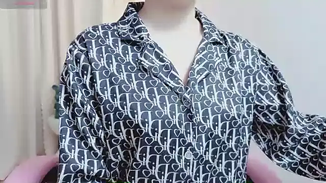 Miu-999 online show from 03-06-26, 02:08