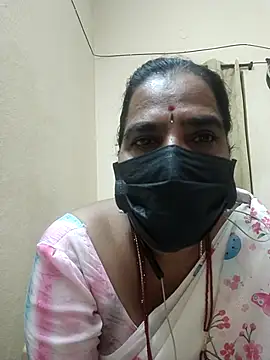 Snapshot of Darshini-Lovely chatting on 09-09-25, 08:03 Darshini-Lovely online show from 09-09-25, 08:03