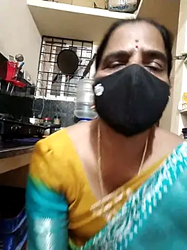 Snapshot of Darshini-Lovely chatting on 09-18-25, 07:10 Darshini-Lovely online show from 09-18-25, 07:10