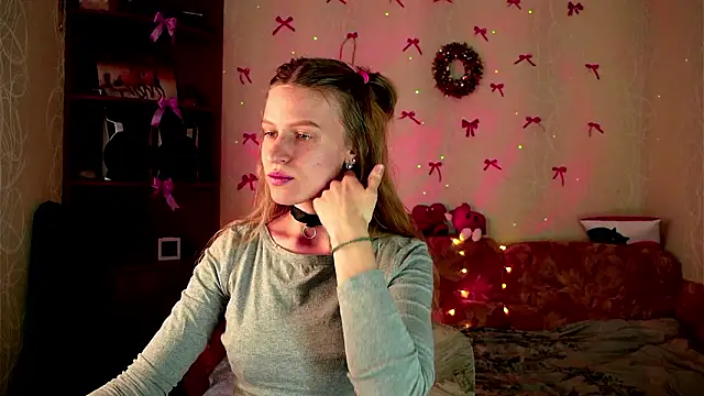 Snapshot of Luntryy chatting on 03-17-26, 10:07 Luntryy online show from 03-17-26, 10:07