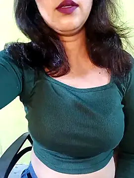 Snapshot of Ishani_Baby chatting on 10-05-25, 03:10 Ishani Baby online show from 10-05-25, 03:10