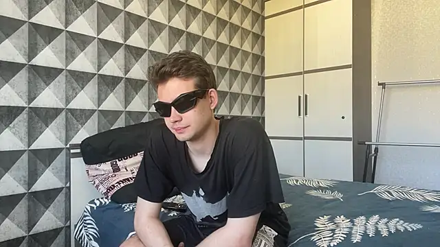 Snapshot of merycouple chatting on 04-27-26, 01:36 merycouple online show from 04-27-26, 01:36