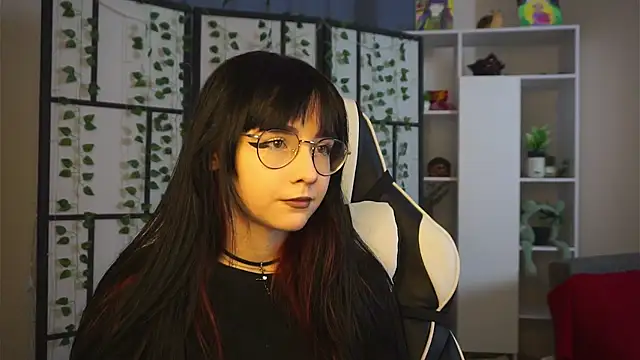 BereniceBattersby online show from 09-29-25, 08:13