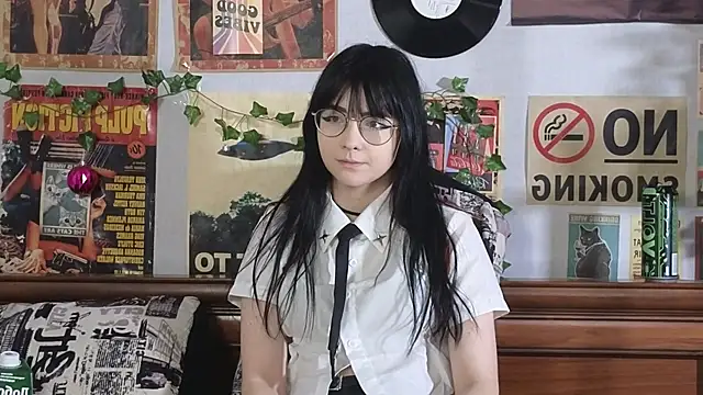 BereniceBattersby online show from 10-29-25, 08:27