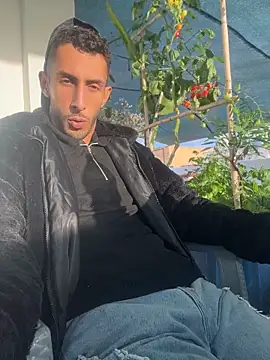 Yasar-Xxxl online show from 06-27-26, 06:57