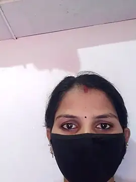 poojam93 online show from 10-18-25, 01:41