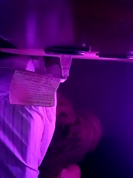 sarahkat86 online show from 10-02-25, 04:08