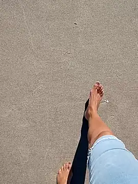 sarahkat86 online show from 11-08-25, 06:07