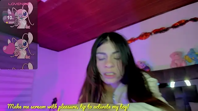 Jade rey  online show from 01-14-26, 04:07