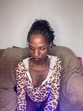 Snapshot of Trans_fairy chatting on 02-06-26, 10:46 Trans fairy online show from 02-06-26, 10:46