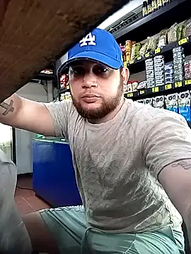 Catire10  online show from 10-15-25, 01:44