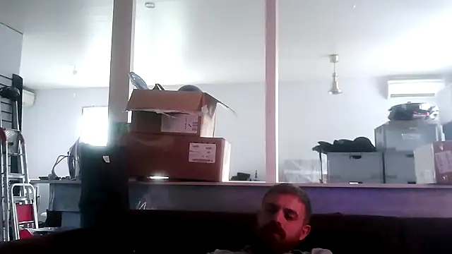 Snapshot of Bikerhot883hd chatting on 09-22-25, 10:06 Bikerhot883hd online show from 09-22-25, 10:06