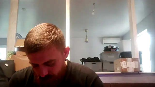 Snapshot of Bikerhot883hd chatting on 09-24-25, 10:40 Bikerhot883hd online show from 09-24-25, 10:40