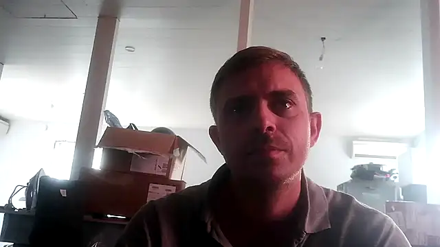 Snapshot of Bikerhot883hd chatting on 10-01-25, 07:36 Bikerhot883hd online show from 10-01-25, 07:36