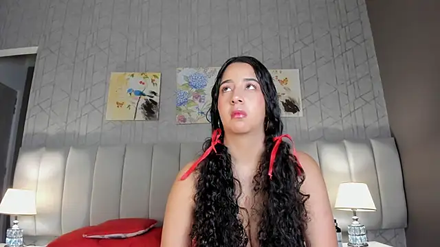 BellaSwwan online show from 09-20-25, 01:23