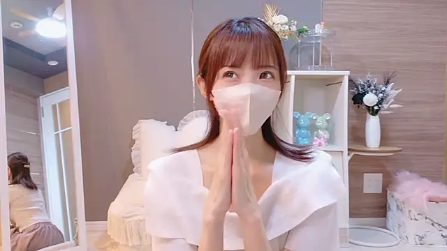 Snapshot of Mio-xoxo chatting on 09-18-25, 10:50 Mio-xoxo online show from 09-18-25, 10:50