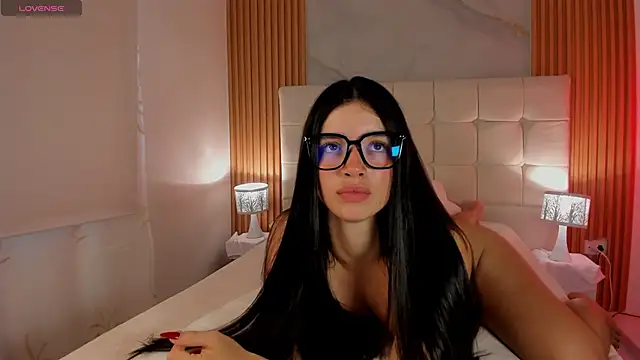 Snapshot of mia_2406_ chatting on 04-17-26, 09:07 mia 2406 online show from 04-17-26, 09:07