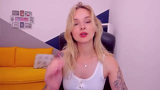 LilFleurish online show from 06-11-26, 04:21