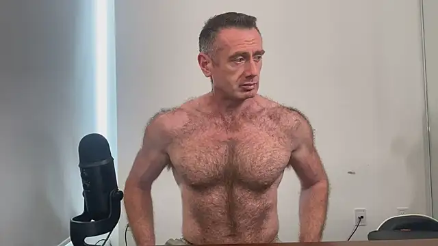 Snapshot of TheDonnyBasilisk chatting on 09-20-25, 07:04 TheDonnyBasilisk online show from 09-20-25, 07:04