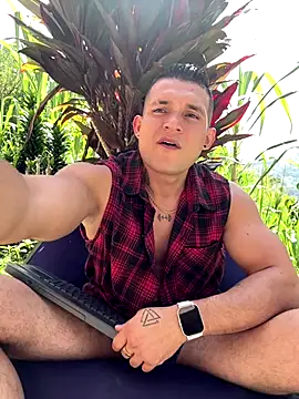 Marco Vega online show from 09-21-25, 03:02