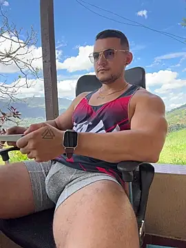 Marco Vega online show from 06-16-26, 03:25