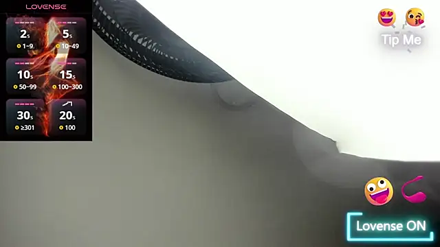 Snapshot of sweet__vanessa1 chatting on 10-16-25, 03:51 sweet vanessa1 online show from 10-16-25, 03:51