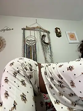 lilcubangoddess online show from 01-16-26, 04:11