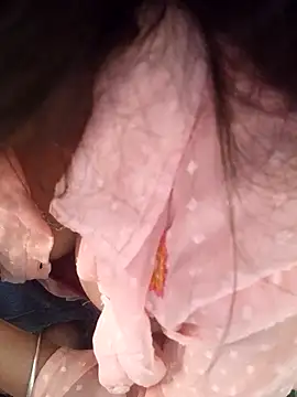 Snapshot of Neha_Tyagi chatting on 10-09-25, 04:54 Neha Tyagi online show from 10-09-25, 04:54