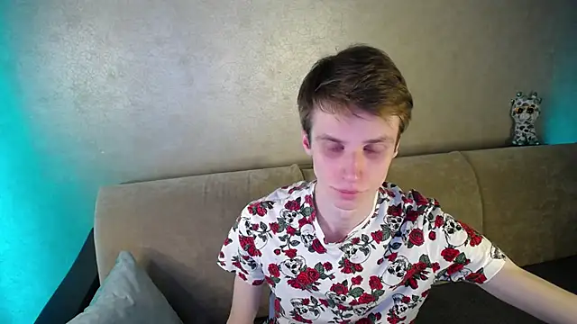 yes cute boy  online show from 03-09-26, 09:30