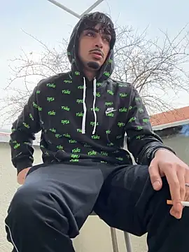 Gipsyboysteve online show from 12-14-25, 01:16