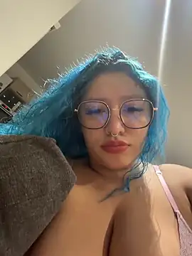 Snapshot of HATSUNE__ chatting on 03-31-26, 10:21 HATSUNE online show from 03-31-26, 10:21
