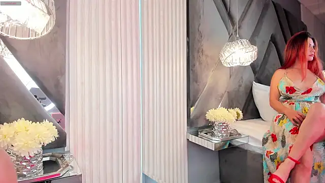 Snapshot of CoraimaSahin chatting on 10-26-25, 05:02 CoraimaSahin online show from 10-26-25, 05:02