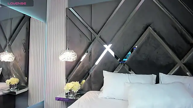 CoraimaSahin online show from 02-01-26, 04:44