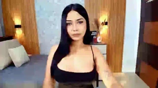 Snapshot of MiaFuckingWill chatting on 10-19-25, 11:55 MiaFuckingWill online show from 10-19-25, 11:55