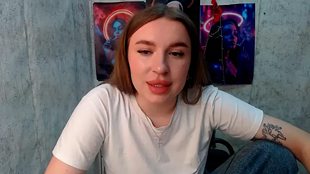 JuliaTopp  online show from 03-23-26, 08:07