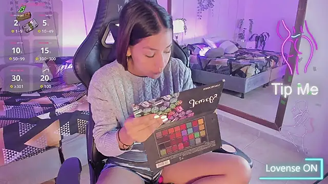 Snapshot of mia_rousse25 chatting on 03-21-26, 03:48 mia rousse25 online show from 03-21-26, 03:48