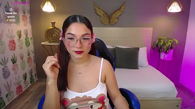 Snapshot of luma_sky_ chatting on 03-31-26, 05:19 luma sky online show from 03-31-26, 05:19